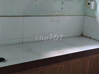 Nhà Tân Xuân 3, cách đường Tân Xuân 3 chỉ 1 căn