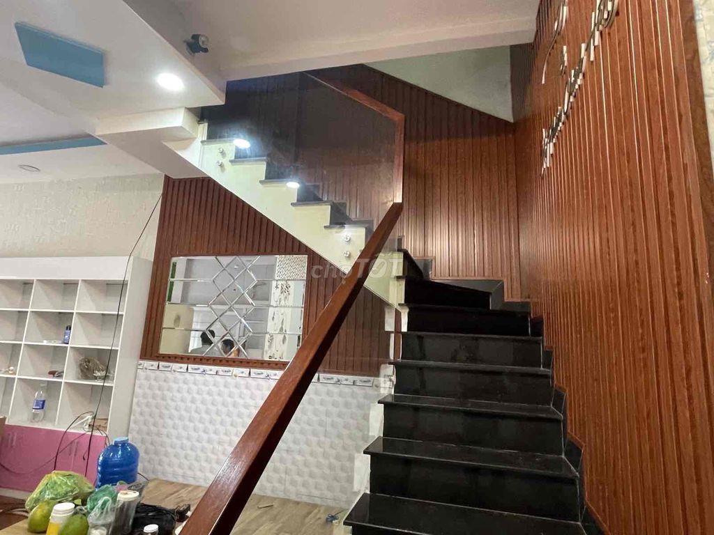 NHÀ 2 TẦNG - HOÀN CÔNG NGAY QUỐC LỘ 13