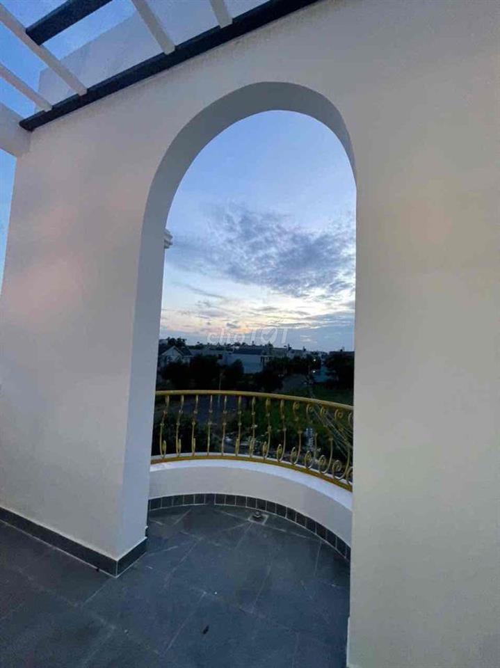 Nhà Bán đường 15  met Nhưa vỉa hè 12 met
