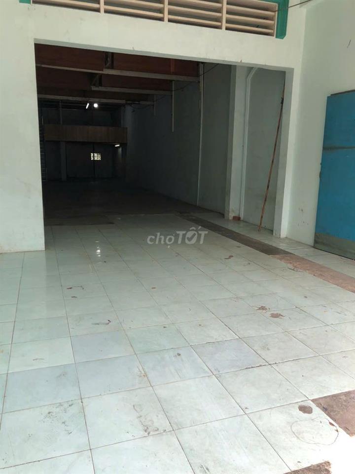 Cho thuê nhà 5 x 27, 1wc 2 gác, gác lửng và 1 gác lớn 