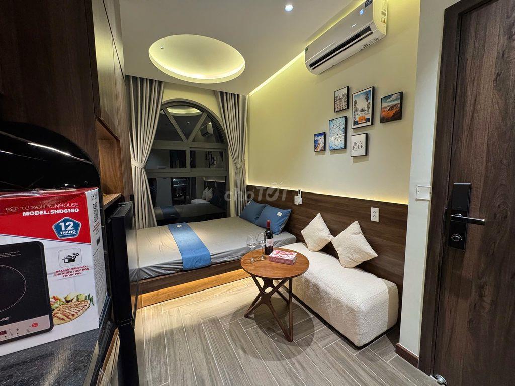 Căn Hộ Full Nội Thất Cửa Sổ Trời Cực Thoáng, gần Emart Phan Huy Ích 