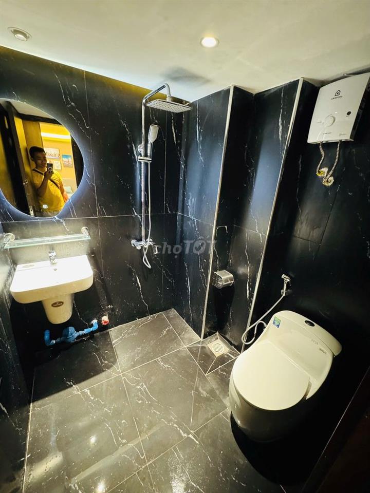 Căn Hộ Full Nội Thất Cửa Sổ Trời Cực Thoáng, gần Emart Phan Huy Ích 
