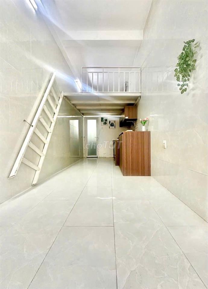 Cần tìm nữ ở ghép, nằm xác trường đại học Mở quận 6