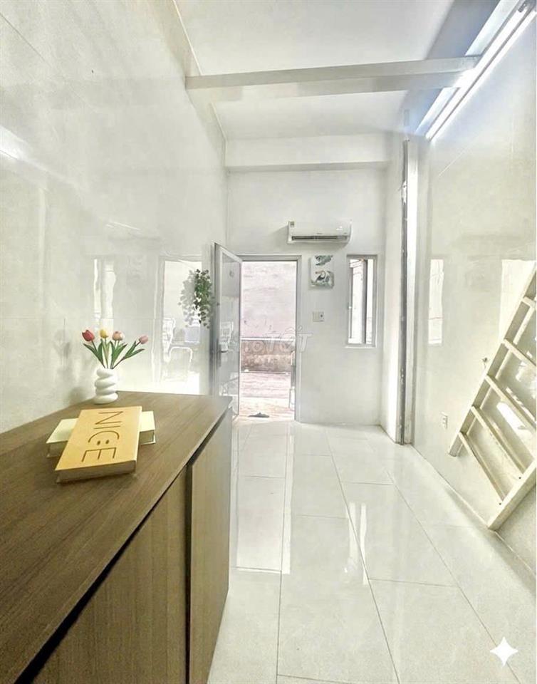 Cần tìm nữ ở ghép, nằm xác trường đại học Mở quận 6