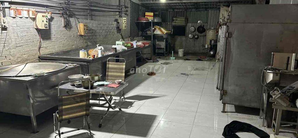 cần bán nhà xưởng nhỏ đan sử dụng