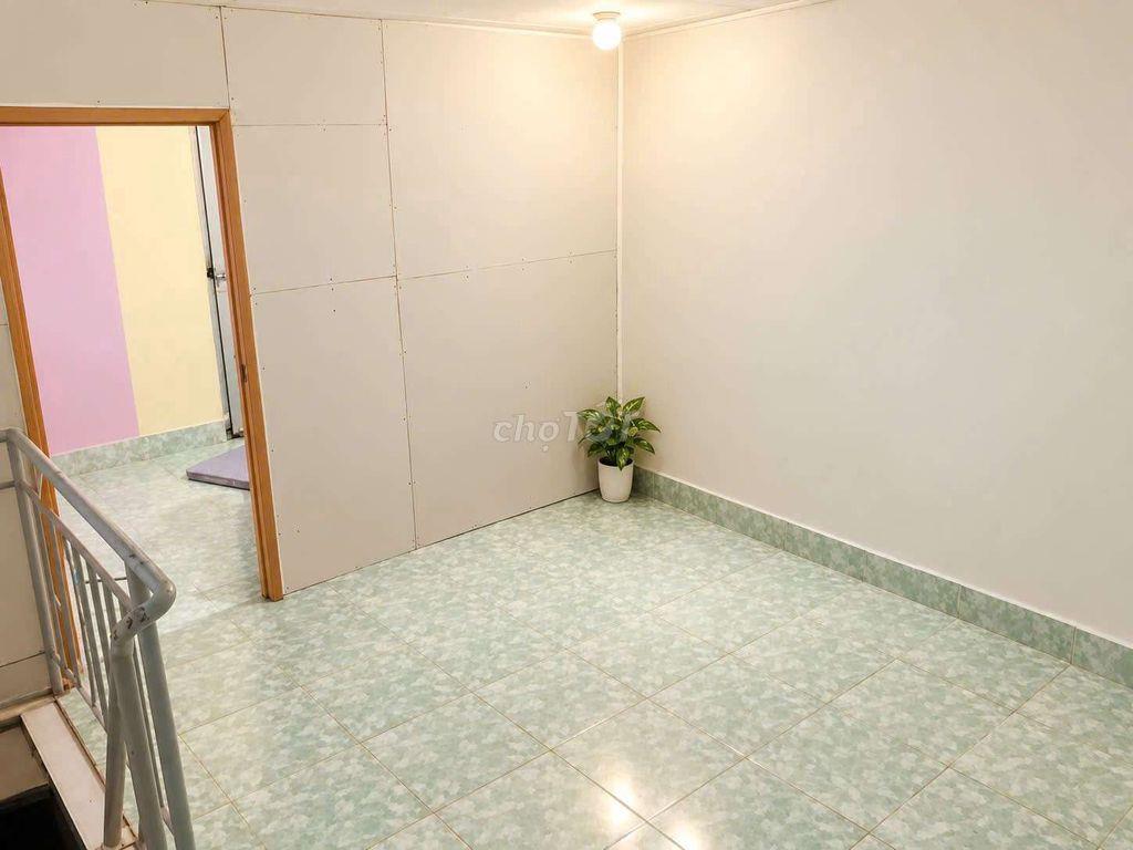 PHÒNG TRỌ CÓ GÁC GẦN LOTTE MART Q7 – 4,5 TRIỆU