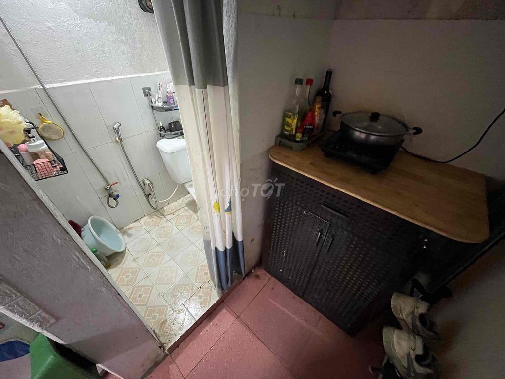 Cho thuê phòng gần 184 Phố Hoa Bằng