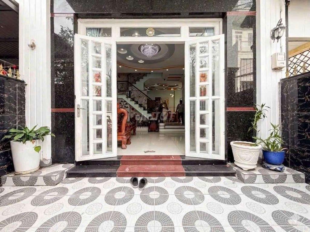 CHO THUÊ NHÀ NC RỘNG CÓ GARA 🚘 - DT 7M❌️15M - HUỲNH TẤN PHÁT - NHÀ BÈ 