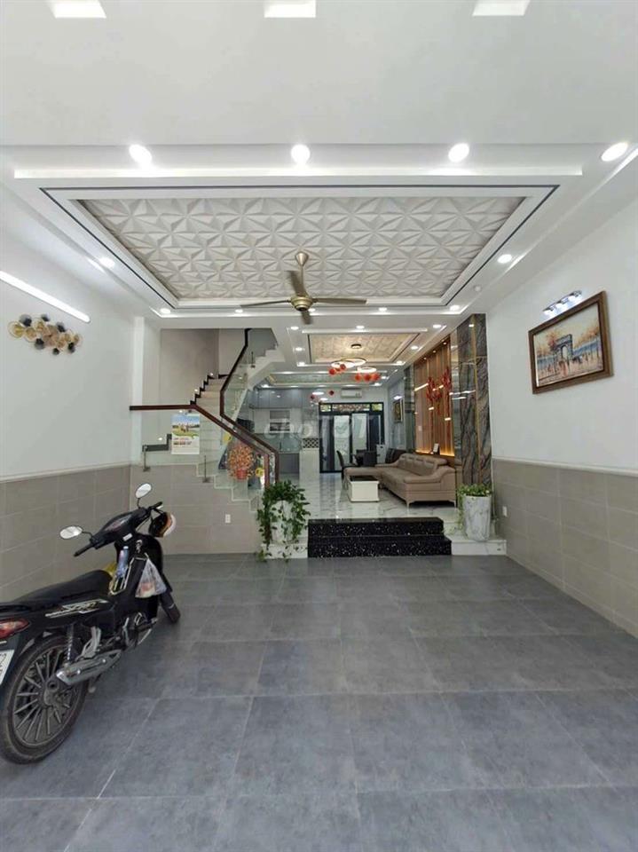 🔥🔥NHÀ PHỐ ĐẸP FULL NT - DT 5.5X15M -HẺM XE TẢI HUỲNH TẤN PHÁT - NHÀ BÈ