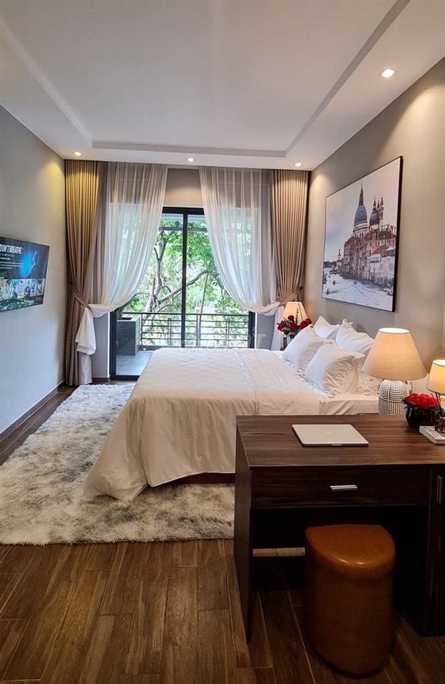 Cho thuê villa nguyên căn 300m2 riverside 4PN 🏡