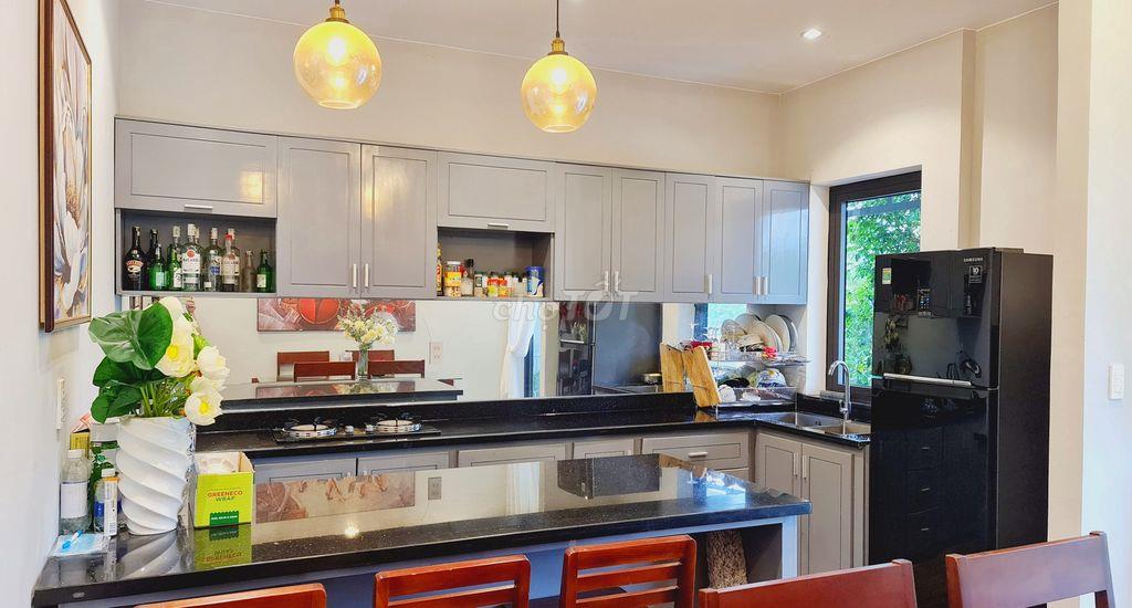 Cho thuê villa nguyên căn 300m2 riverside 4PN 🏡