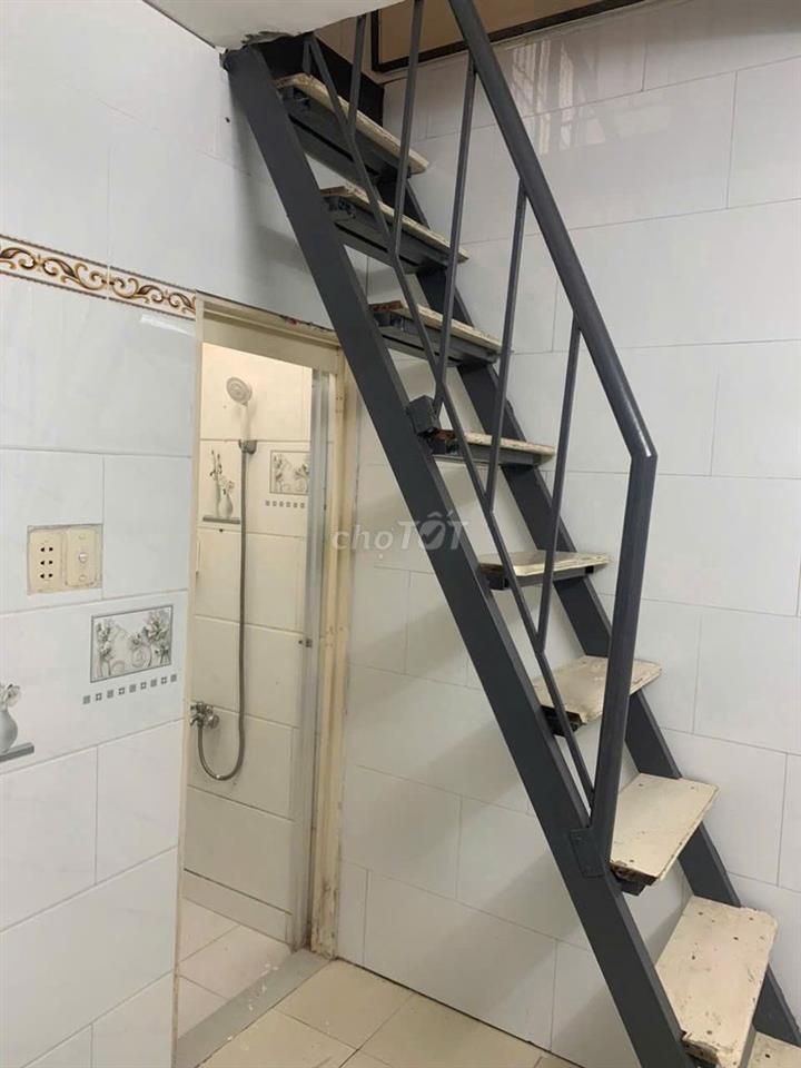 [CHÍNH CHỦ] CHO THUÊ NHÀ 1 TRỆT 1 LẦU GẦN CẦU LÊ VĂN SỸ