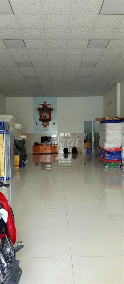 nhà giáo xứ thánh tâm, hố nai.