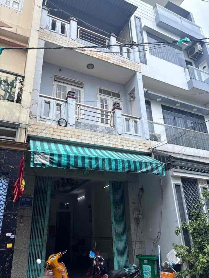 Cho thuê gấp nhà phố liền kề.