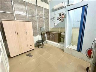 Em còn trống 1 phòng gần chợ Bình Thành, BHHB có nội thất !