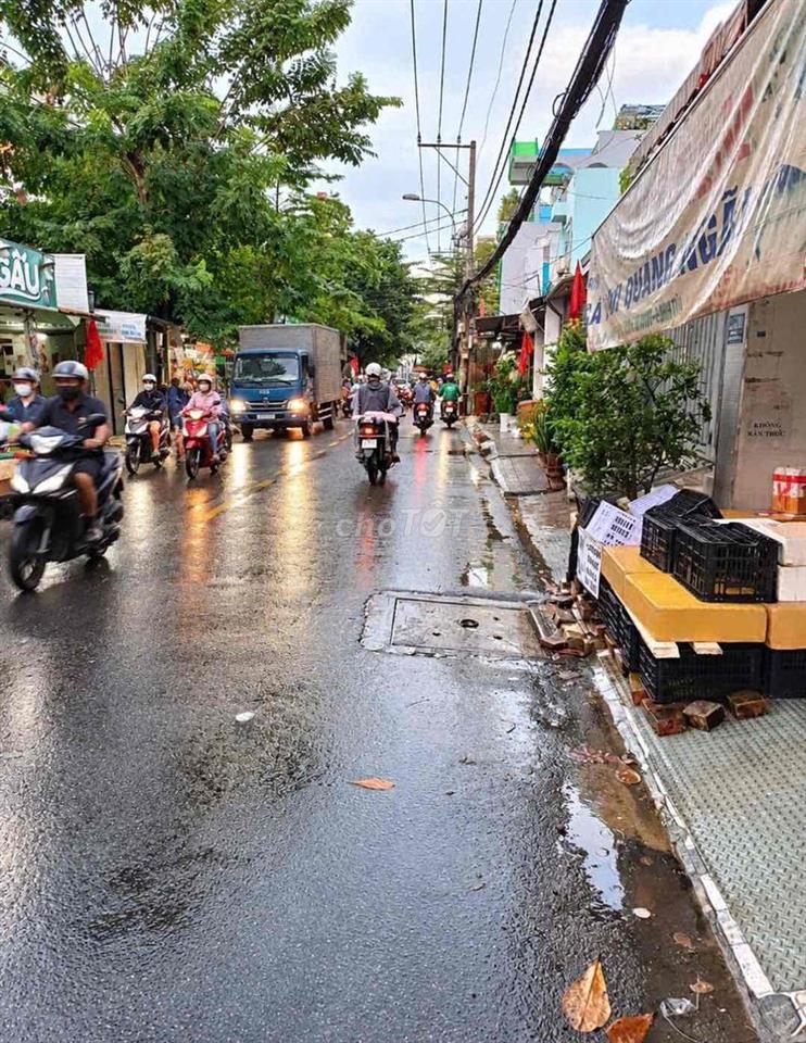 MBKD ngay chợ Tân Hoà Đông, Bình Tân