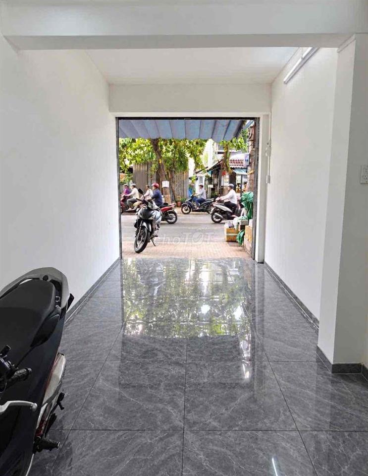 MBKD ngay chợ Tân Hoà Đông, Bình Tân