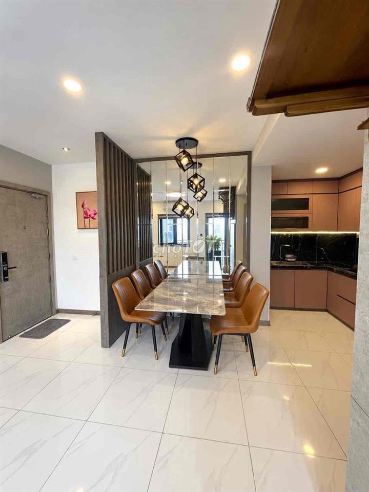 Cho thuê căn hộ Nhiêu Tứ 62m 2pn 2wc bancon full nội thất cao cấp