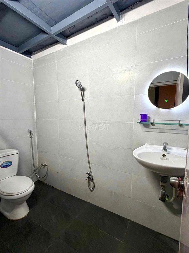 phòng trọ mặt tiền đường p16 quận 8