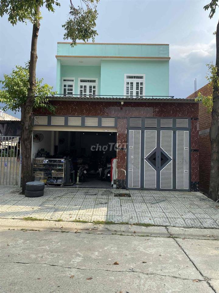 nhà mặt tiề NL13