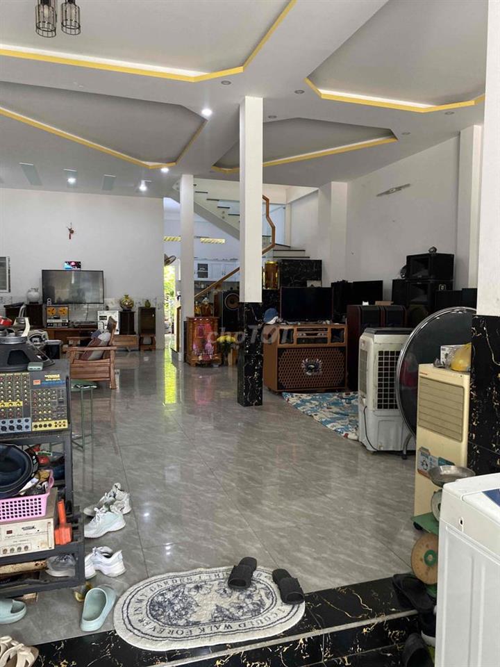 nhà mặt tiề NL13