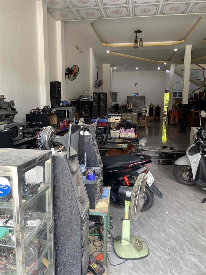 nhà mặt tiề NL13