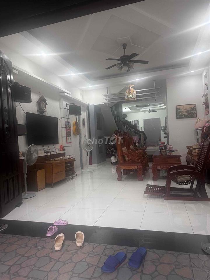 nhà đẹp cần bán
