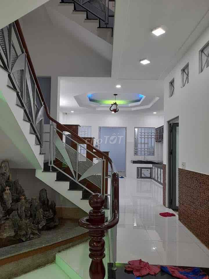 nhà đẹp cần bán