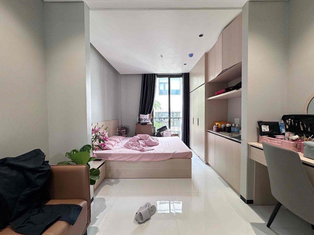 MÌNH CẦN NHƯỢNG PHÒNG ĐANG Ở TẠI Q7