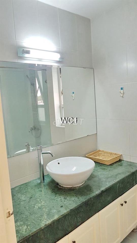 Cho thuê căn hộ chung cư Phúc Yên 1, 135m2, 3PN, Giá 15tr/tháng