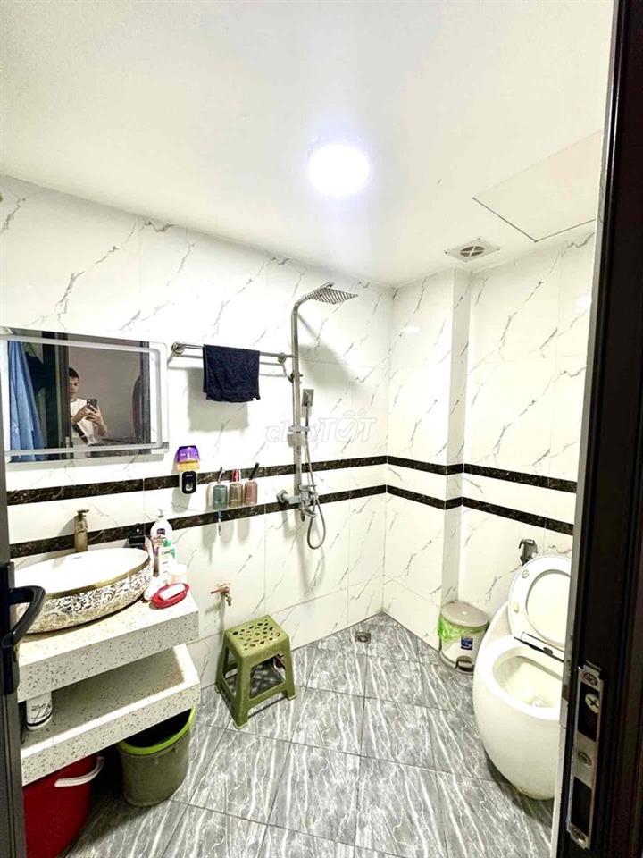 nhà phố Bạch Mai 5 tầng * 30m, ô tô đỗ cửa, chỉ 8 tỷ