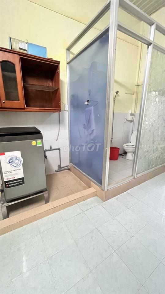 Cho nữ thuê phòng Cao Thắng Chợ Phú Nhuận 