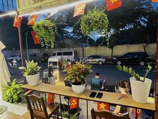 SANG NHƯỢNG QUÁN CAFE 2 MẶT TIỀN