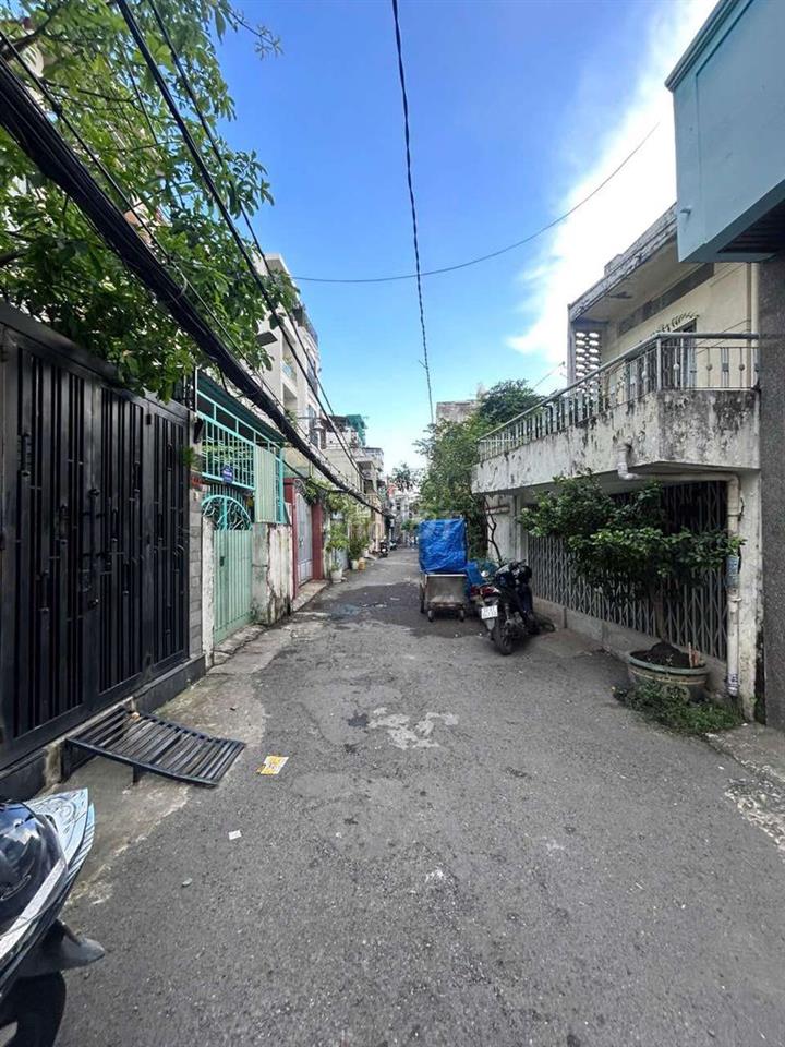 Chính chủ cho thuê nhà mặt tiền kính doanh 