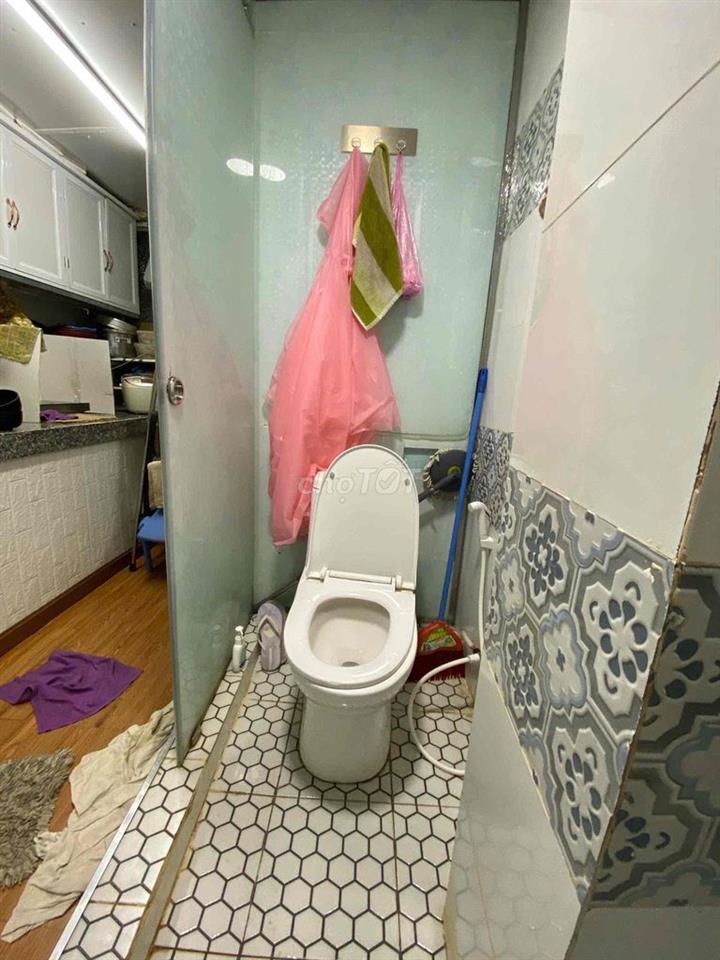 Bán căn hộ lầu 2 chung cư Ấn Quang