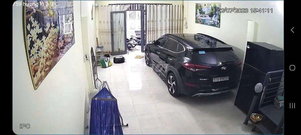 Chỉ hơnn4 tỷ , 4.5 x 16m , 2 tầng , đường 8m thông , gần Ngã Tư Bốn Xã