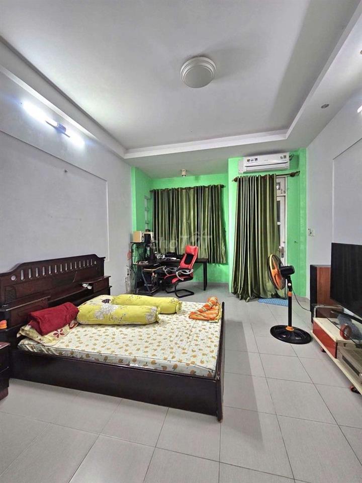 Mặt tiền Hàng hiếm khu Tên Lửa , đường 10m thông , 4 tầng nhỉnh 8 tỷ