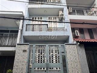 Chỉ hơn 4 tỷ , 48m2 , 3 tầng 5pn sân thượng , cạnh Lê Văn Quới