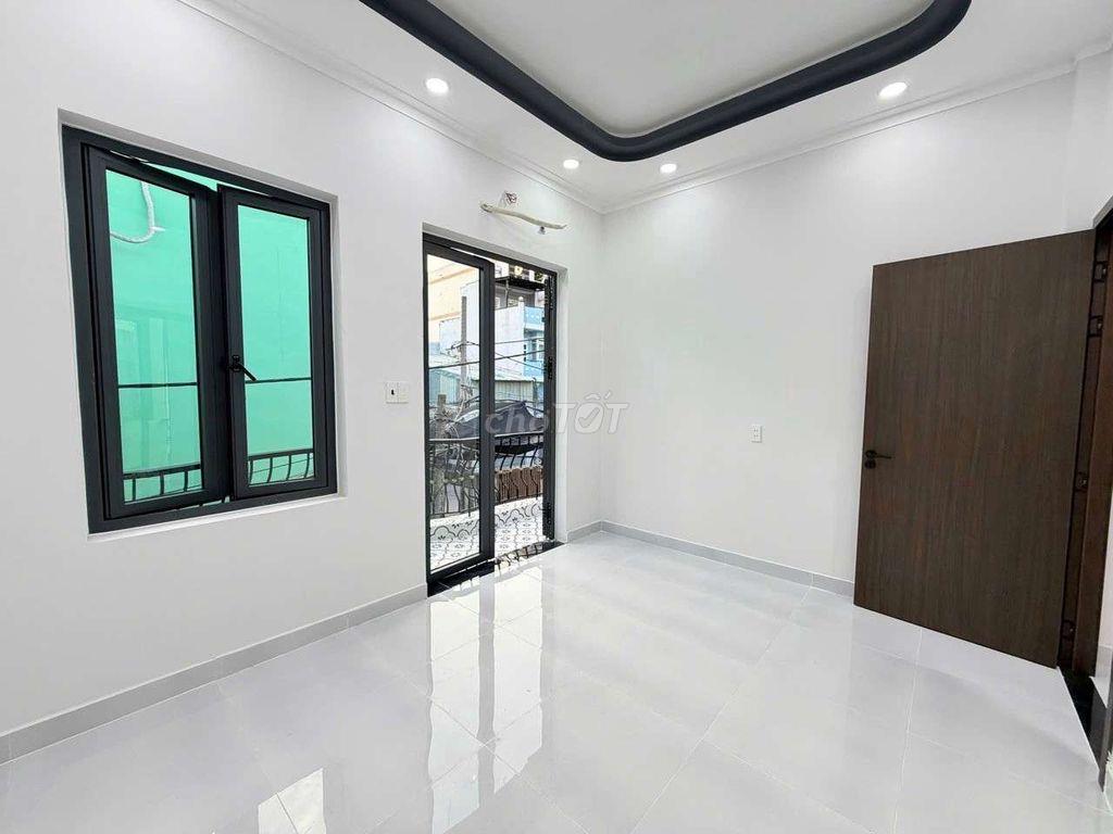 Cạnh Hòa Bình , 5.5 x 11m , đường 6m , 2 tầng 3pn mới , nhỉnh 4 tỷ