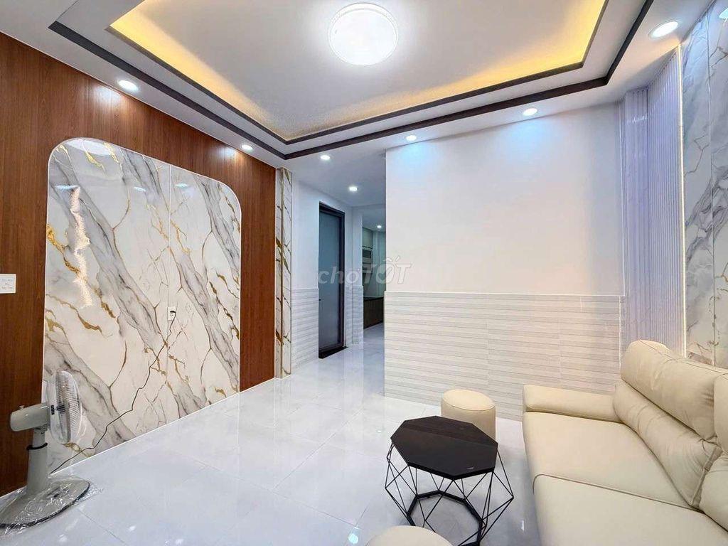 Cạnh Hòa Bình , 5.5 x 11m , đường 6m , 2 tầng 3pn mới , nhỉnh 4 tỷ