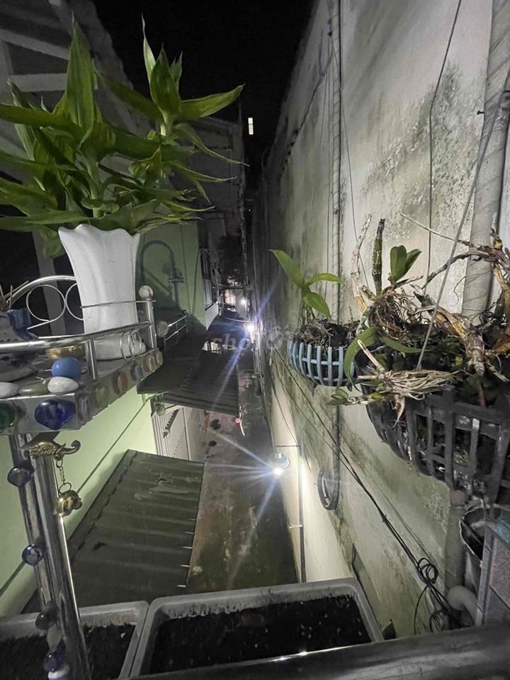bán nhà quận 12