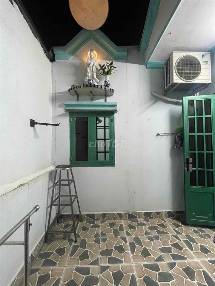 bán nhà quận 12