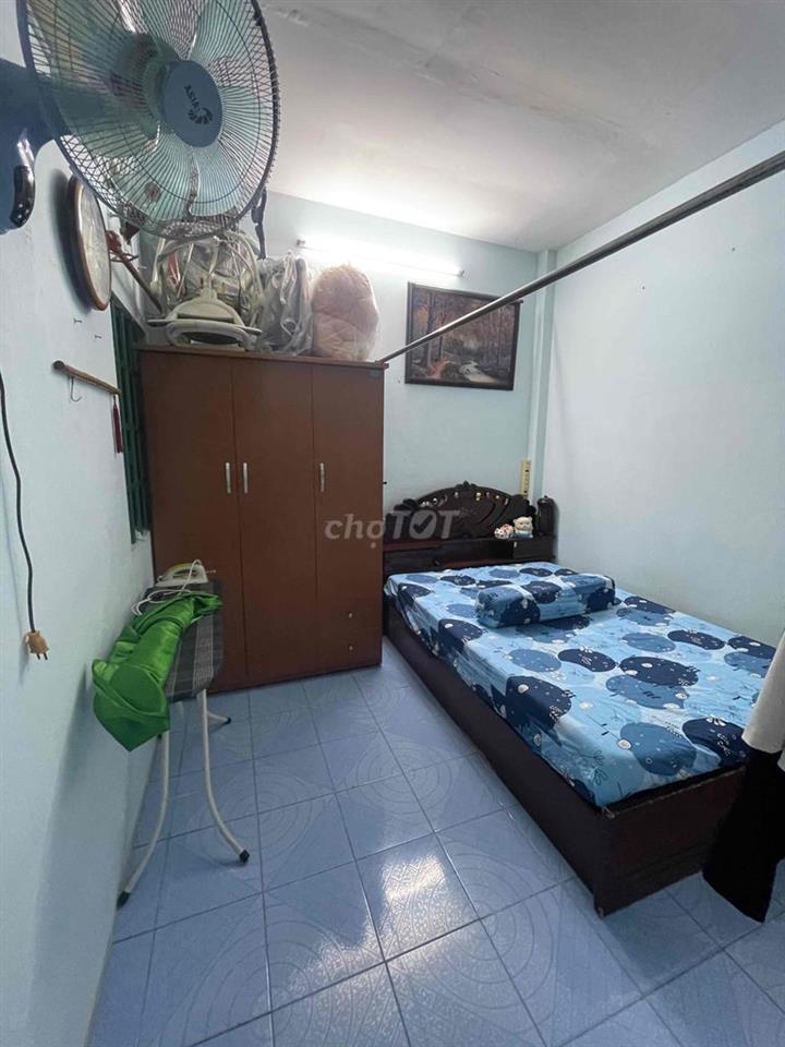 bán nhà quận 12