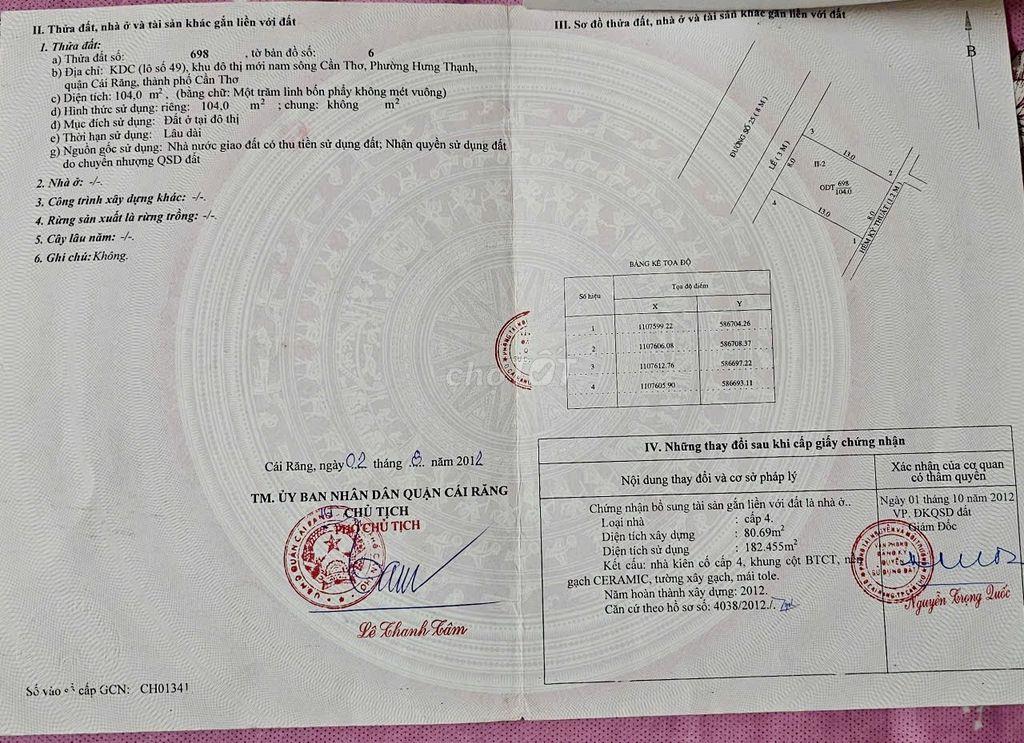 Biệt thự phố ngay công viên lớn 8mx13m. trệt + 1 lững + 1 lầu. 4.9 tỷ