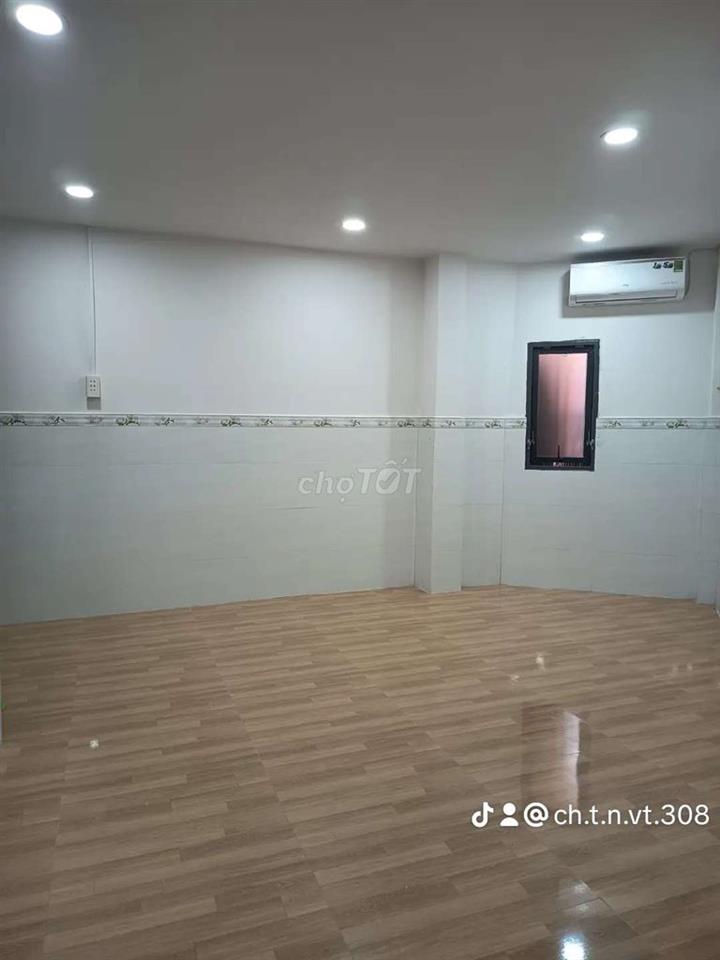 chính chủ bán nhà quận 4
