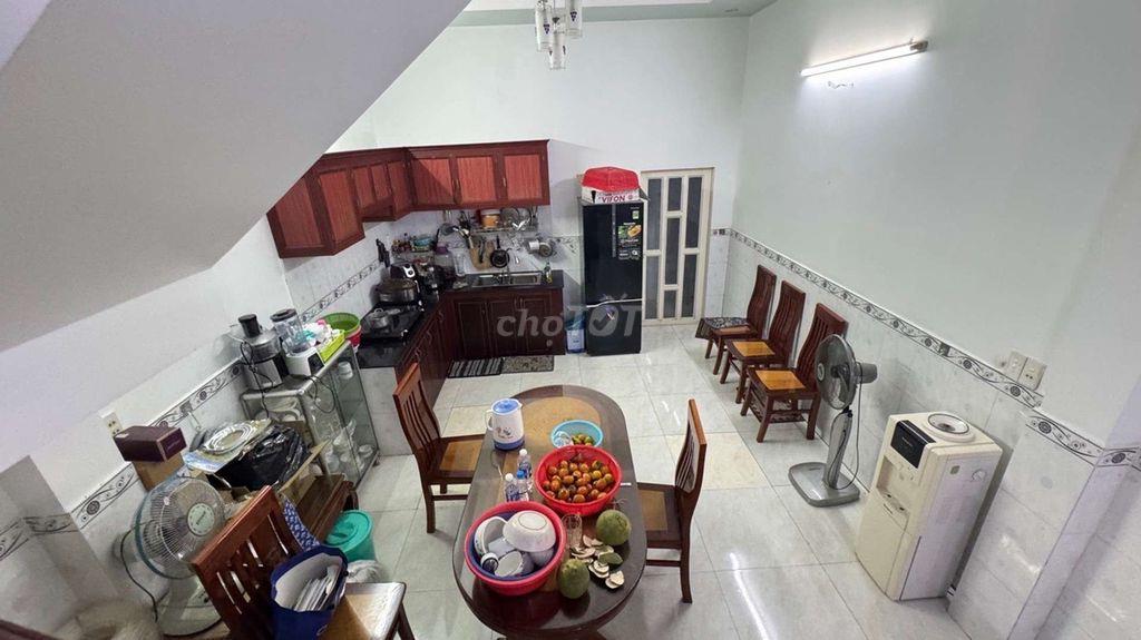 Bán Nhà LK 5-6 - Bình Tân - hẻm ô tô - sát chợ 56m2 - 4 tỷ nhỉnh 
