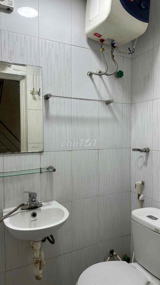 cho thuê nhà chính chủ tại số 11 ngách 2 ngõ liên việt
