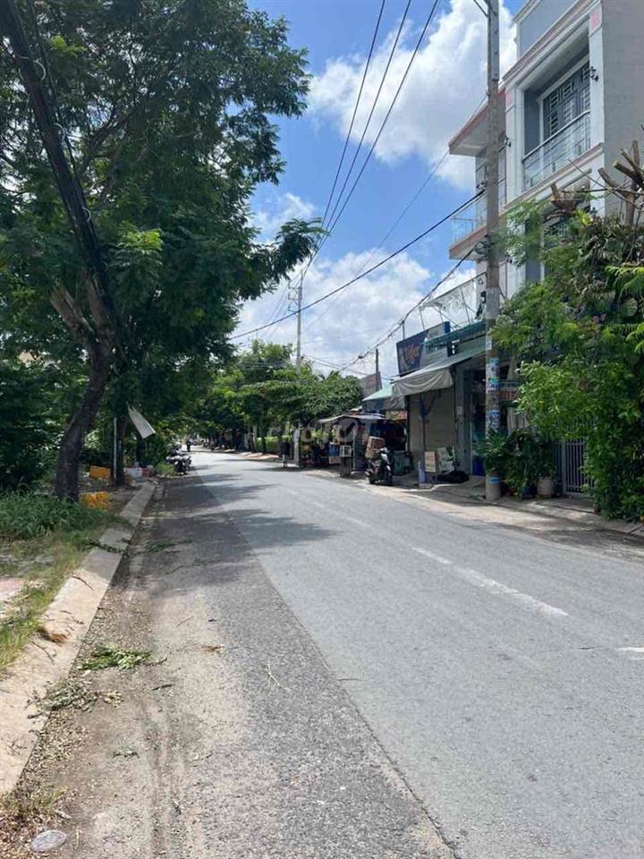 Nhà 2 mặt tiền