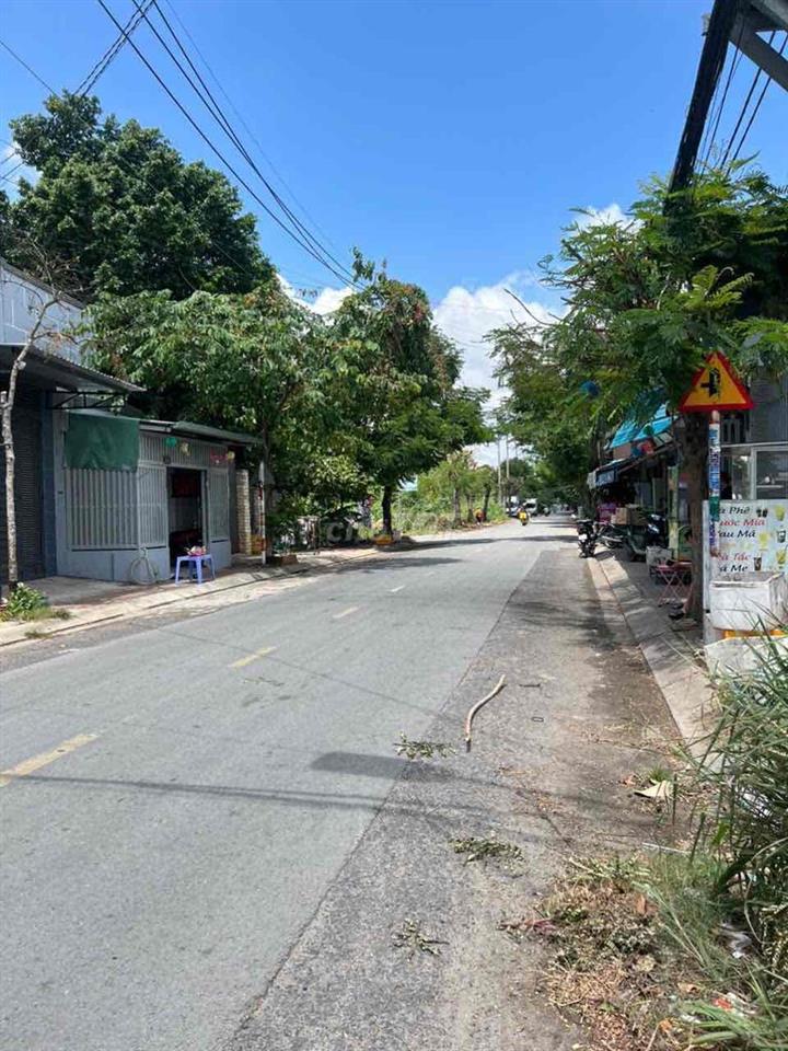 Nhà 2 mặt tiền