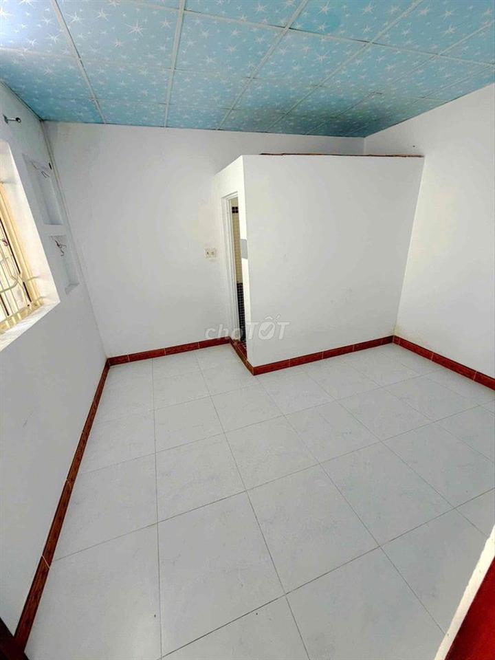 P MỚI - 2t5 - QL13 đối diện Vạn Phúc City